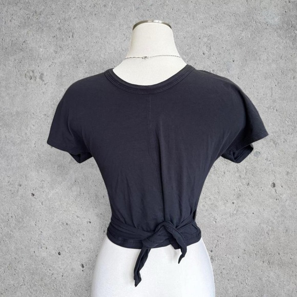 Cute Lululemon Black V-Neck Short Sleeve Adjustable Ties Wrap Top- S/M - Picture 3 of 5